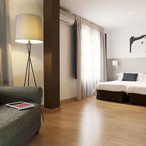  Apartment Aspasios Plaza Real