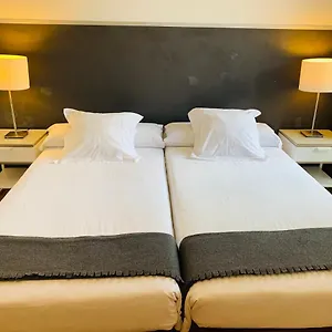 Super Balmes Lägenhet